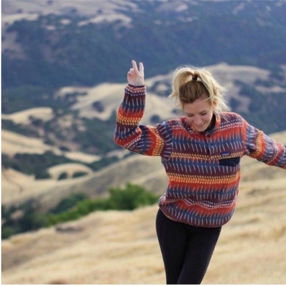 Patagonia Fleece Synchilla Fleece Pullover Laughing Waters Dark Ruby Small - Picture 10 of 17